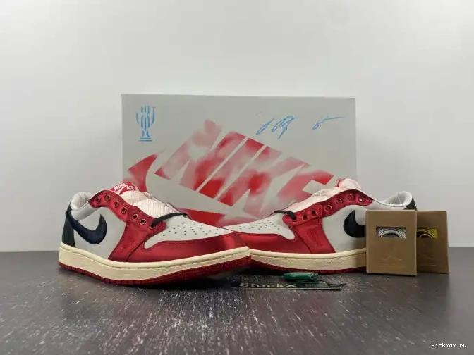 Cheap Kickmax FN0432-100 Air x Jordan Trophy Away 1 Room Low OG 0427
